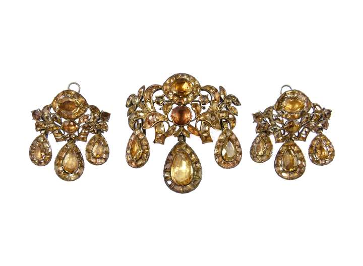 18th century light orange topaz triple drop demi-parure of brooch and pair of earrings